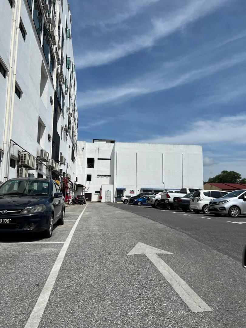 Samsara Studio Apartment At Kompleks Mutiara Gm Gua Musang Exterior foto